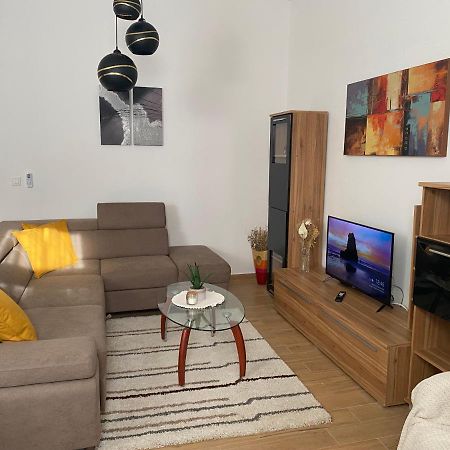 Apartman Andela Pula Centar Zewnętrze zdjęcie