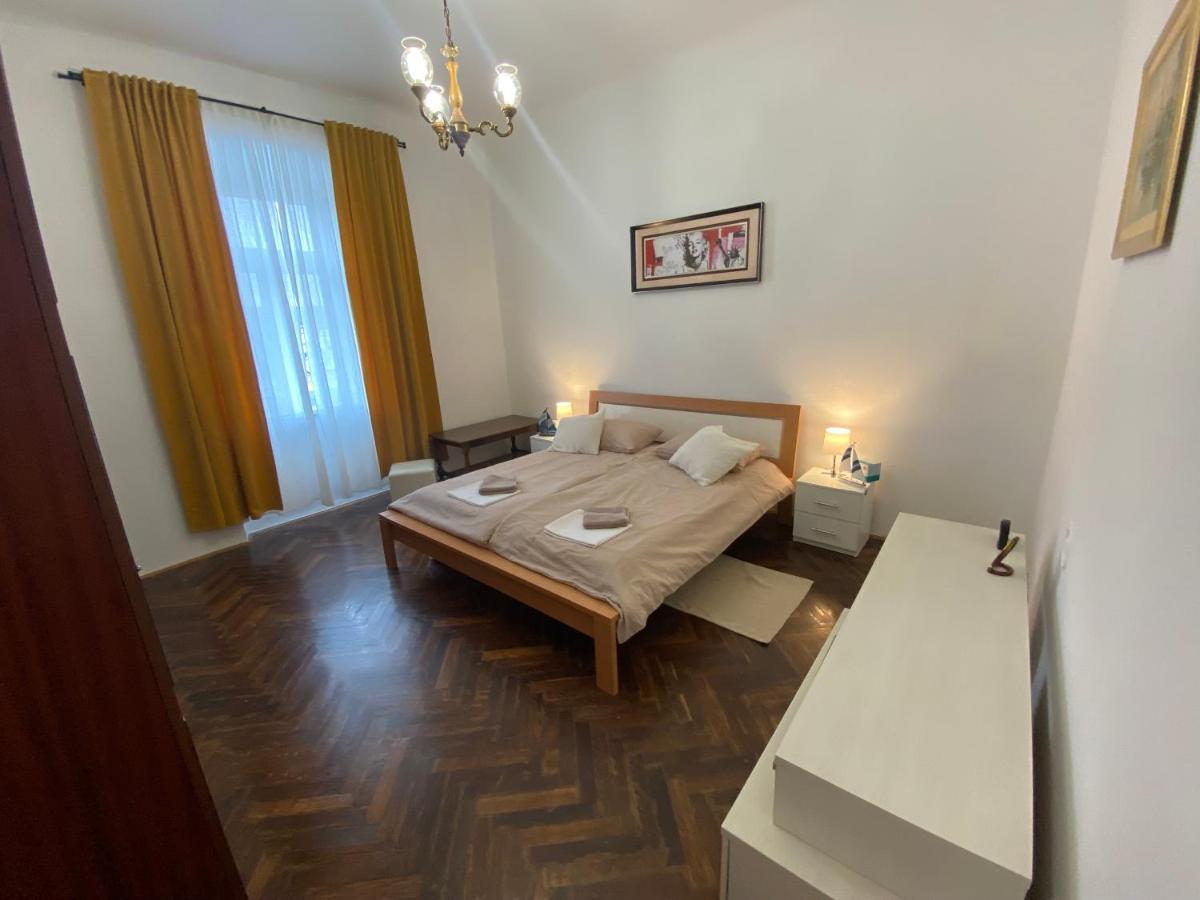 Apartman Andela Pula Centar Zewnętrze zdjęcie